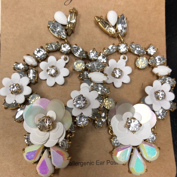 J Crew Floral Statement Earrings NEW - Picture 6 of 6